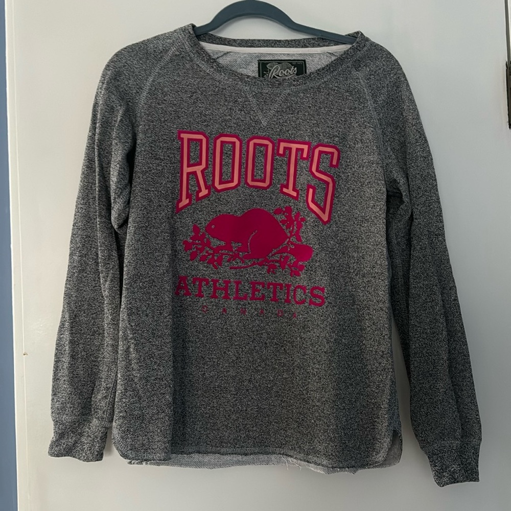 Roots women’s sweatshirt